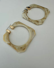 Clara Hoop